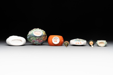 A collection of ten Chinese snuff bottles, various marks, 19/20th C.