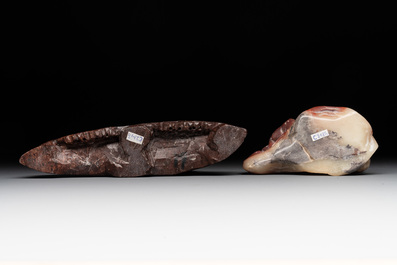 A varied collection of 11 Chinese jade and soapstone carvings, 19/20th C.