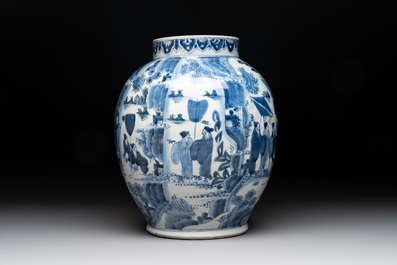 A Japanese Arita blue and white jar, a dish and a ewer, Edo, 17/18th C.