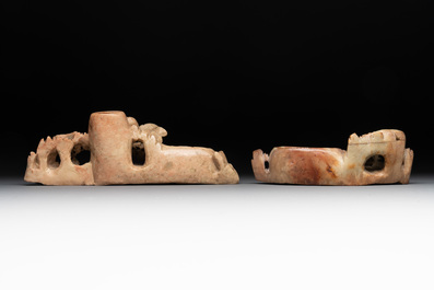 A varied collection of 11 Chinese jade and soapstone carvings, 19/20th C.