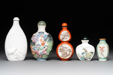 A collection of ten Chinese snuff bottles, various marks, 19/20th C.
