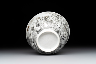 A fine Chinese grisaille and gilt '18 Luohan' cup and saucer, Yongzheng