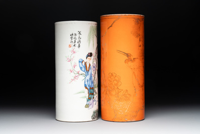 A Chinese qianjiang cai vase with figures in a garden and two hat stands, 19/20th C.