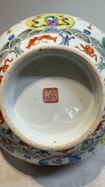 A Chinese famille rose Baragon Tuned bowl, Qianlong mark, 19th C.