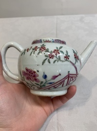 A Chinese famille rose 'Feng Yi Ting 鳳儀亭' teapot, Yongzheng
