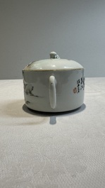 A Chinese blue and white 'dragon' brush pot and a qianjiang cai teapot, signed Wang Zhaoli 汪照藜, 19/20th C.