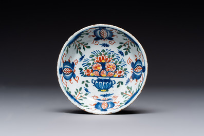 A collection of eight polychrome, blue and white Dutch Delftwares, 18/19th C.