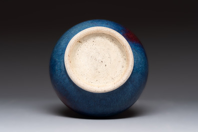 A Chinese flamb&eacute;-glazed bottle vase, 19th C.