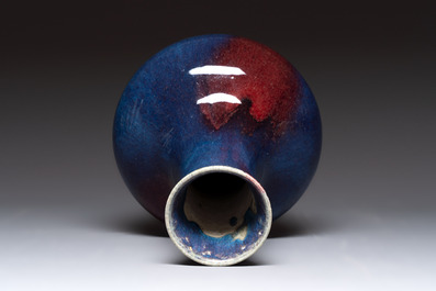 A Chinese flamb&eacute;-glazed bottle vase, 19th C.