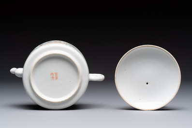 A Chinese blue and white 'dragon' brush pot and a qianjiang cai teapot, signed Wang Zhaoli 汪照藜, 19/20th C.