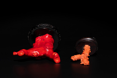 A Chinese red coral figure of a lady on wooden stand and a coral chilong carving, 19/20th C.
