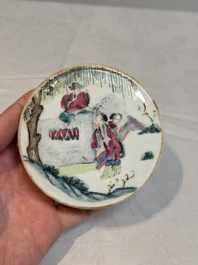 A pair of Chinese famille rose 'Wu Shuang Pu' boxes and covers, 19th C.
