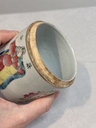A pair of Chinese famille rose 'Wu Shuang Pu' boxes and covers, 19th C.