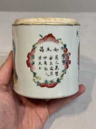 A pair of Chinese famille rose 'Wu Shuang Pu' boxes and covers, 19th C.