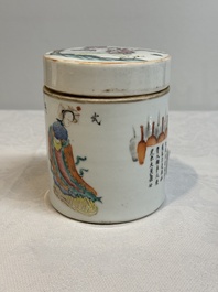 A pair of Chinese famille rose 'Wu Shuang Pu' boxes and covers, 19th C.