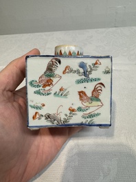 A pair of Chinese famille verte rectangular tea caddies and covers with fighting roosters, Kangxi