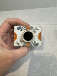 A pair of Chinese famille verte rectangular tea caddies and covers with fighting roosters, Kangxi