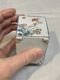 A pair of Chinese famille verte rectangular tea caddies and covers with fighting roosters, Kangxi