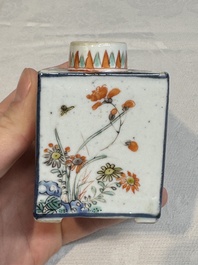 A pair of Chinese famille verte rectangular tea caddies and covers with fighting roosters, Kangxi