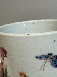 A Chinese famille rose 'butterflies and flowers' brush pot, 19th C.