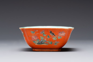 A Chinese coral-red-ground famille rose square bowl and a sgraffito-ruby-ground bowl, Qianlong and Tongzhi mark, 19/20th C.