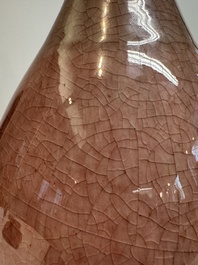A Chinese copper-red-glazed vase, 18/19th C.