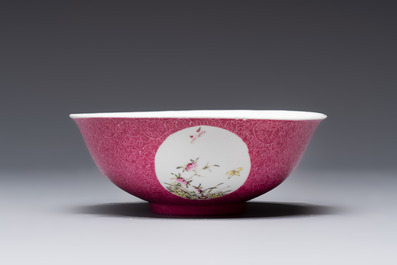 A Chinese coral-red-ground famille rose square bowl and a sgraffito-ruby-ground bowl, Qianlong and Tongzhi mark, 19/20th C.