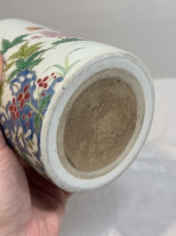 A Chinese famille rose 'butterflies and flowers' brush pot, 19th C.
