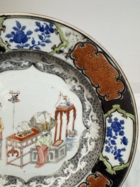 A Chinese famille rose silver and gilt-decorated plate with figural design, Yongzheng/Qianlong