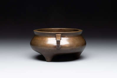 A Chinese bronze tripod censer, Jia Cang Zhen Bao 家藏珍寶 mark, 18th C.