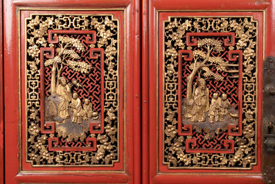 A large and fine Chinese gilt-red-lacquered cabinet with figures and antiquities, 19th C.