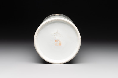A Chinese qianjiang cai 'immortal and poem' hat stand, 19/20th C.