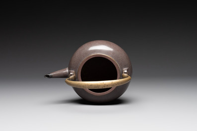 Three Chinese Thai market polished Yixing stoneware teapots with brass mounts, 19th C.
