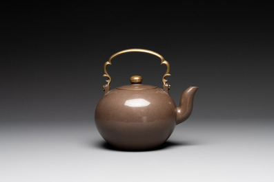 Three Chinese Thai market polished Yixing stoneware teapots with brass mounts, 19th C.