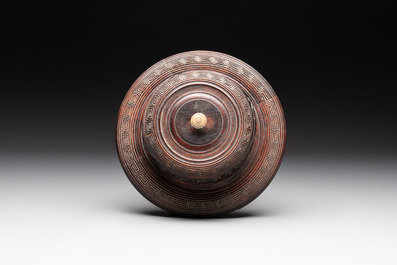 A Chinese famille rose 'warrior on horseback' vase and a wooden cover, Yongzheng/Qianlong