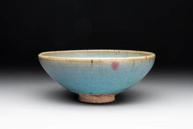 A Chinese 'jun' bowl, Yuan/Ming