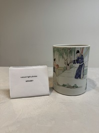 A Chinese famille verte brush pot with figural design, Kangxi