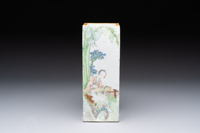 A Chinese qianjiang cai square hat stand, signed Wen Xuan Shi 文軒氏, dated 1889