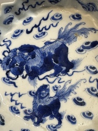 A Chinese Thai market 'Buddhist lions' vessel and an offering tazza, 19th C.