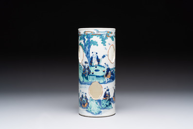 A Chinese doucai 'Eight Immortals' openworked hat stand, Kangxi mark, 19th C.