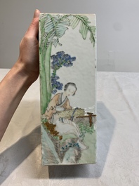 A Chinese qianjiang cai square hat stand, signed Wen Xuan Shi 文軒氏, dated 1889
