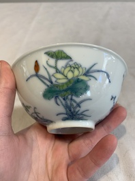 A pair of Chinese doucai bowls with floral design, Yu Qing Tang 玉慶堂製 mark, 19th C.
