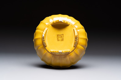 A pair of Chinese yellow-glazed jardini&egrave;res, Yongzheng mark, 20th C.