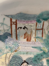 A Chinese famille rose dish with figural design, Qianlong mark, 19/20th C.