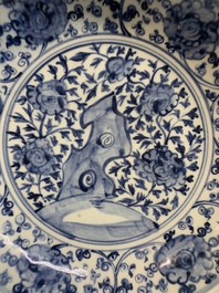 A Chinese blue and white dish with floral design, Hongzhi/Zhengde