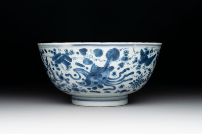 A Chinese blue and white 'floral 'bowl and an 'aquatic animals' bowl, Kangxi