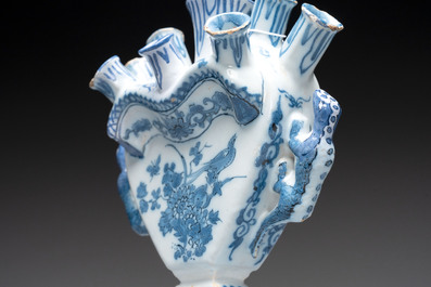 A blue and white Dutch Delft heart-shaped tulip vase, late 17th C.