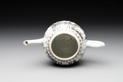 A rare Chinese gilt-decorated grisaille 'Danae and Cupid' 10-piece service, Qianlong