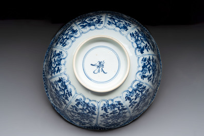 A Chinese blue and white 'floral 'bowl and an 'aquatic animals' bowl, Kangxi