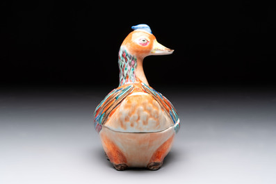 A Chinese famille rose duck-shaped tureen and cover, Qianlong